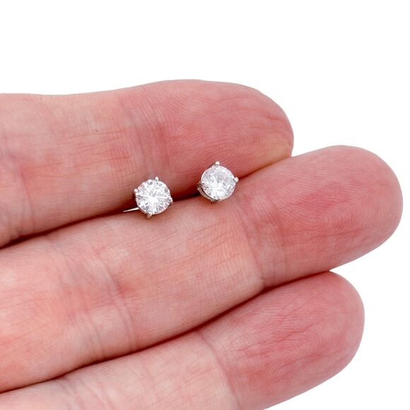 Vintage Sterling Silver 925 5mm Cubic Zirconia Stud Earrings - Picture 1 of 6